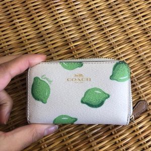 COACH ZIP CARD CASE